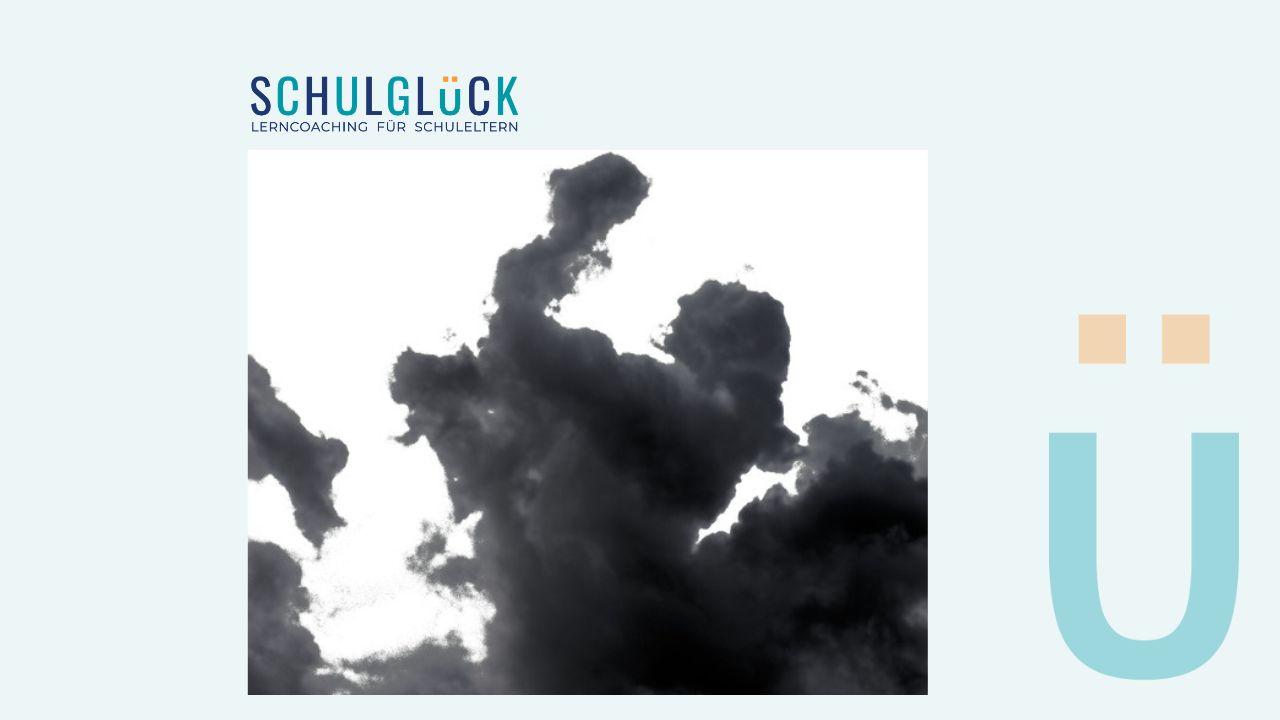 Nube en forma de figura reconocible, ejemplo de pareidolia para activar la imaginación y facilitar el aprendizaje.